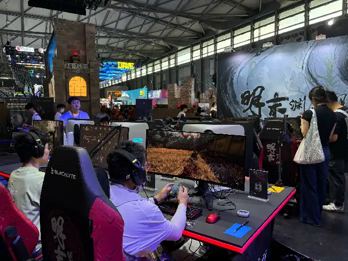 ChinaJoy,暴雪,手办,明末：渊虚之羽,试玩,玩家,展览会,上海,数码互动娱乐,展台