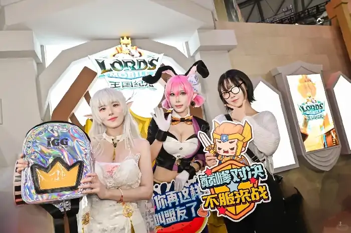 ChinaJoy,Yasal,韩援,COSer,粉丝互动,常服,眼睛受伤,2025,小红书,职业素养