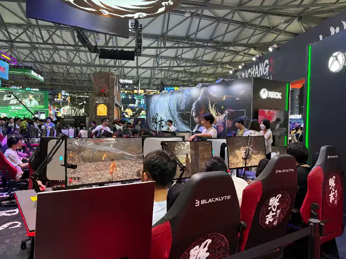 ChinaJoy,暴雪,手办,明末：渊虚之羽,试玩,玩家,展览会,上海,数码互动娱乐,展台
